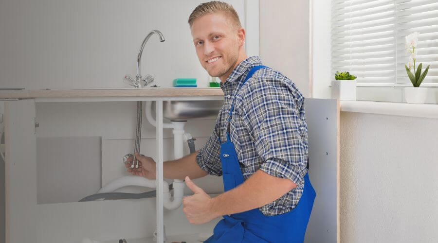 Expert burst pipe repair services in Carrolltown, PA